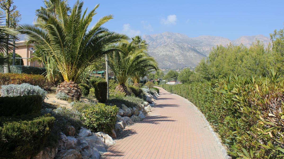 El centro ofrece la posibilidad de aprender y jugar al aire libre, rodeados de naturaleza.