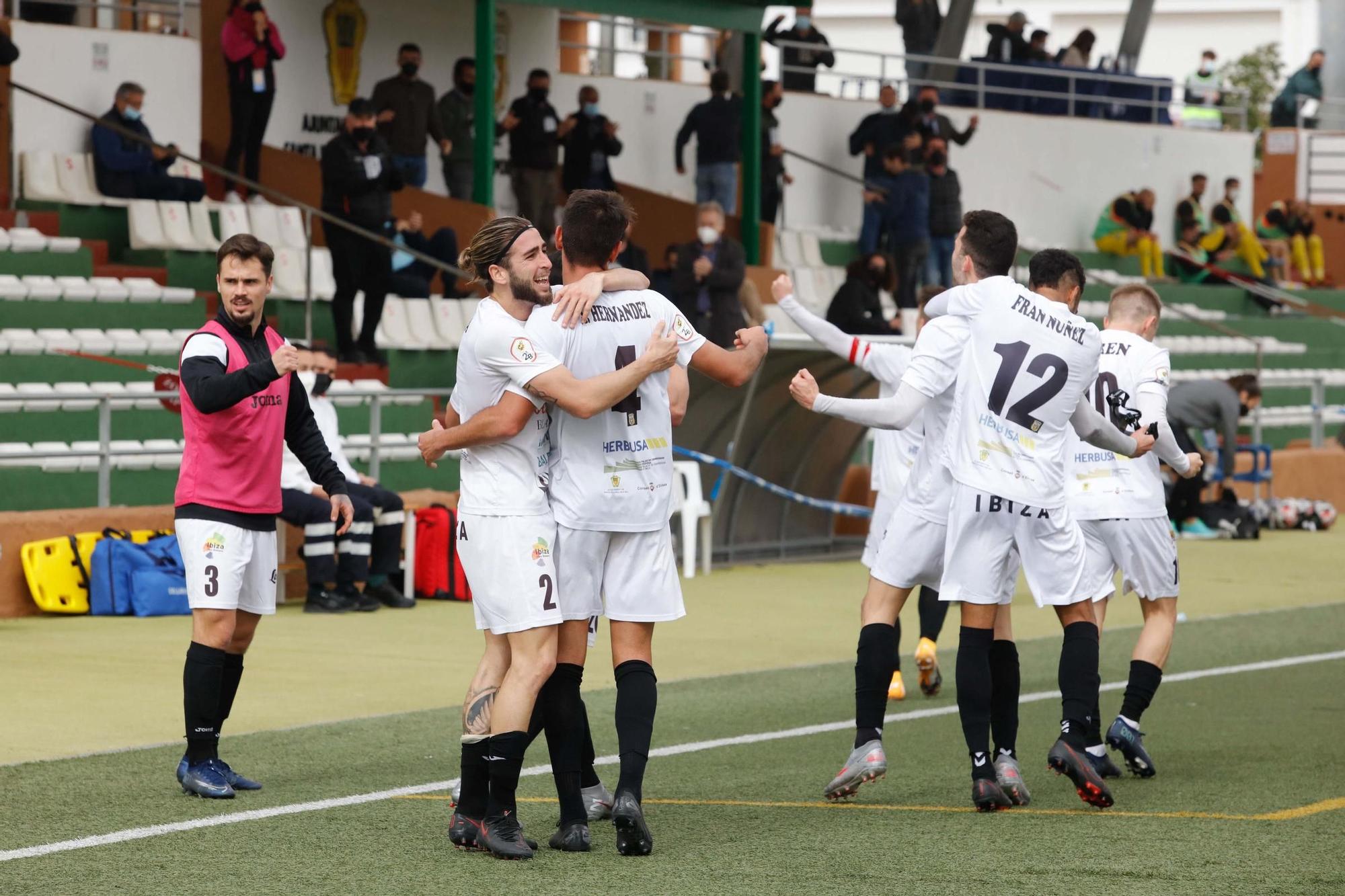 Todas las fotos del partido Peña Deportiva - Orihuela CF