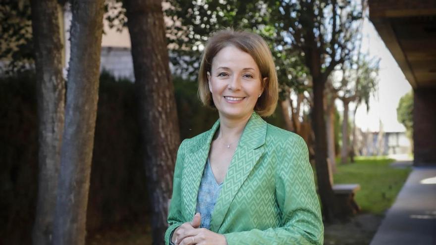 La cordobesa Valle García, exgerente del SAS, vuelve a su puesto de especialista en Digestivo del hospital Reina Sofía