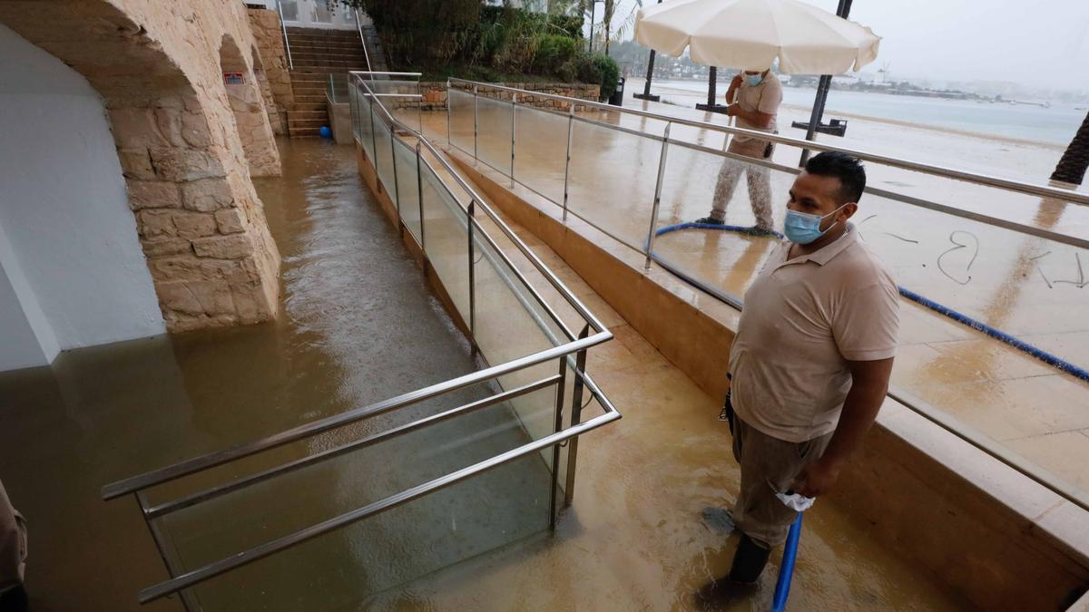 Imágenes de la lluvia en Ibiza