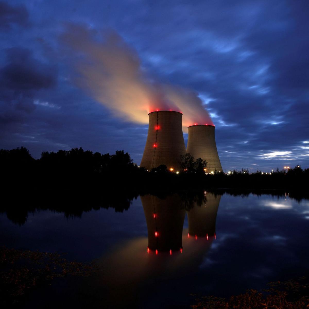 França es planteja el "renaixement" nuclear