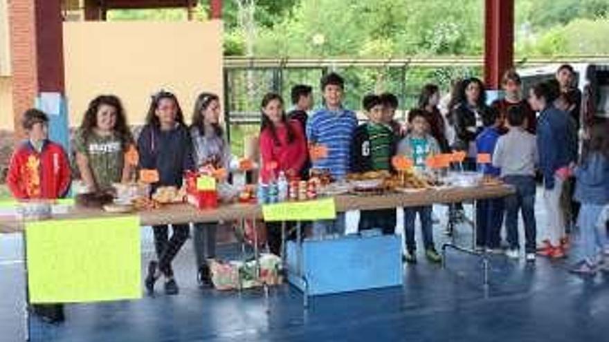 Los alumnos del CRA Picos de Europa, en Benia.