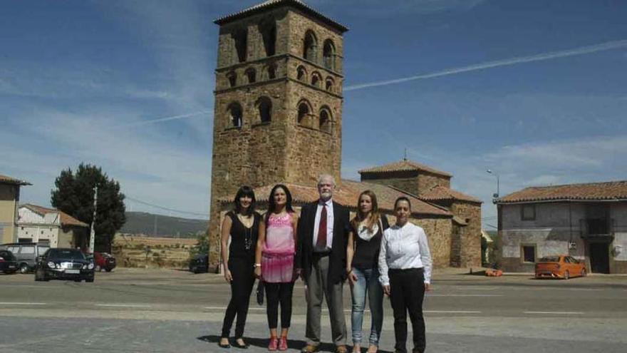 John Williams, en la plaza tabaresa que ahora se le dedicará a título póstumo.