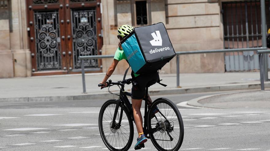 Deliveroo inicia los trámites para dejar de operar en España