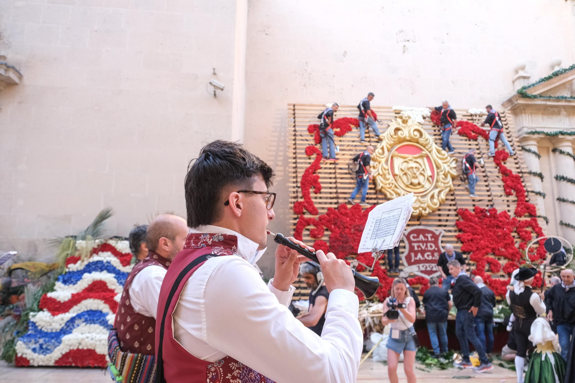 Ofrenda de Flores de las Hogueras de Alicante 2024