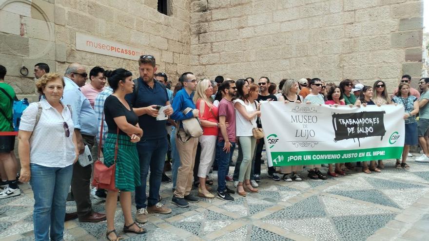 Podemos e IU piden la mediación de De la Torre en el conflicto en el Museo Picasso