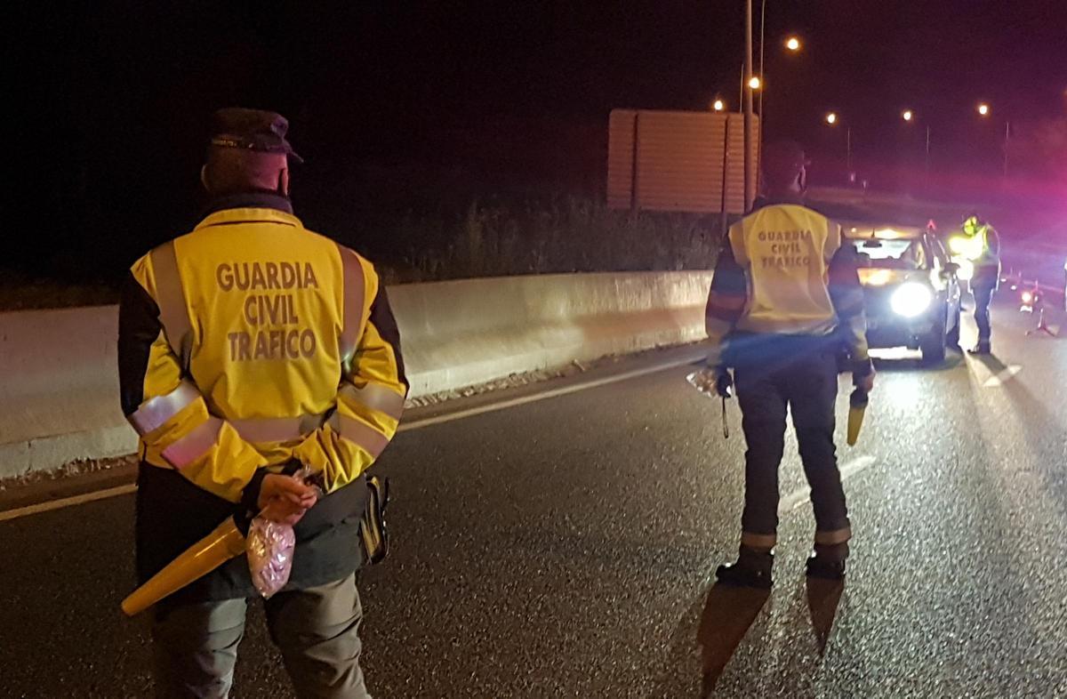 Una patrulla de la Guardia Civil de Tráfico.