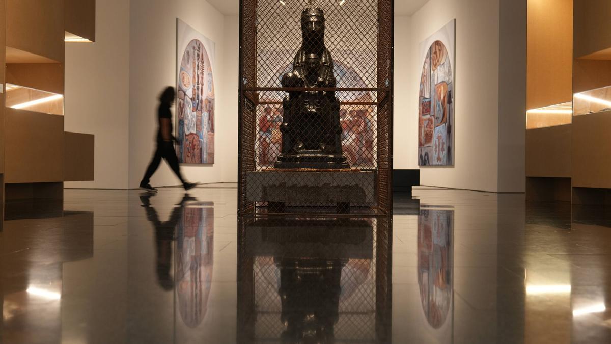 Detalla de '‘Alls my life I has to fight’, de Theaster Gates, una de las obras que puede verse en la exposición 'Proyectar un planeta negro'