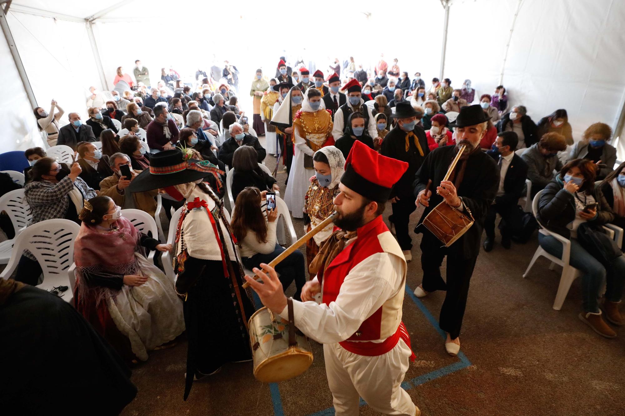 Festival y fiesta para los mayores en Forada