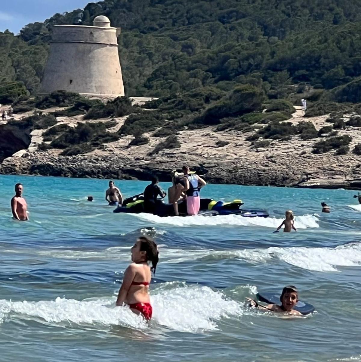 Motos de agua en Platja d'en Bossa