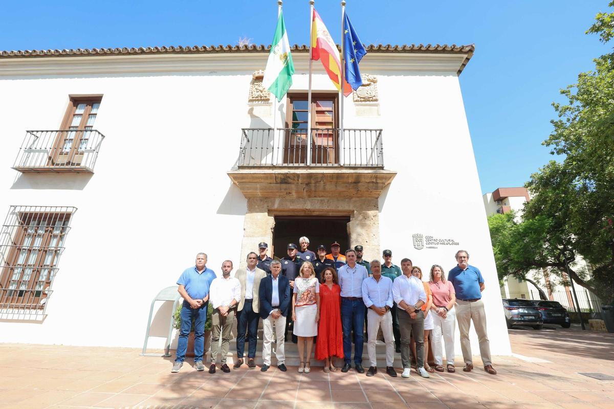 Minuto de silencio en el Ayuntamiento de Marbella.
