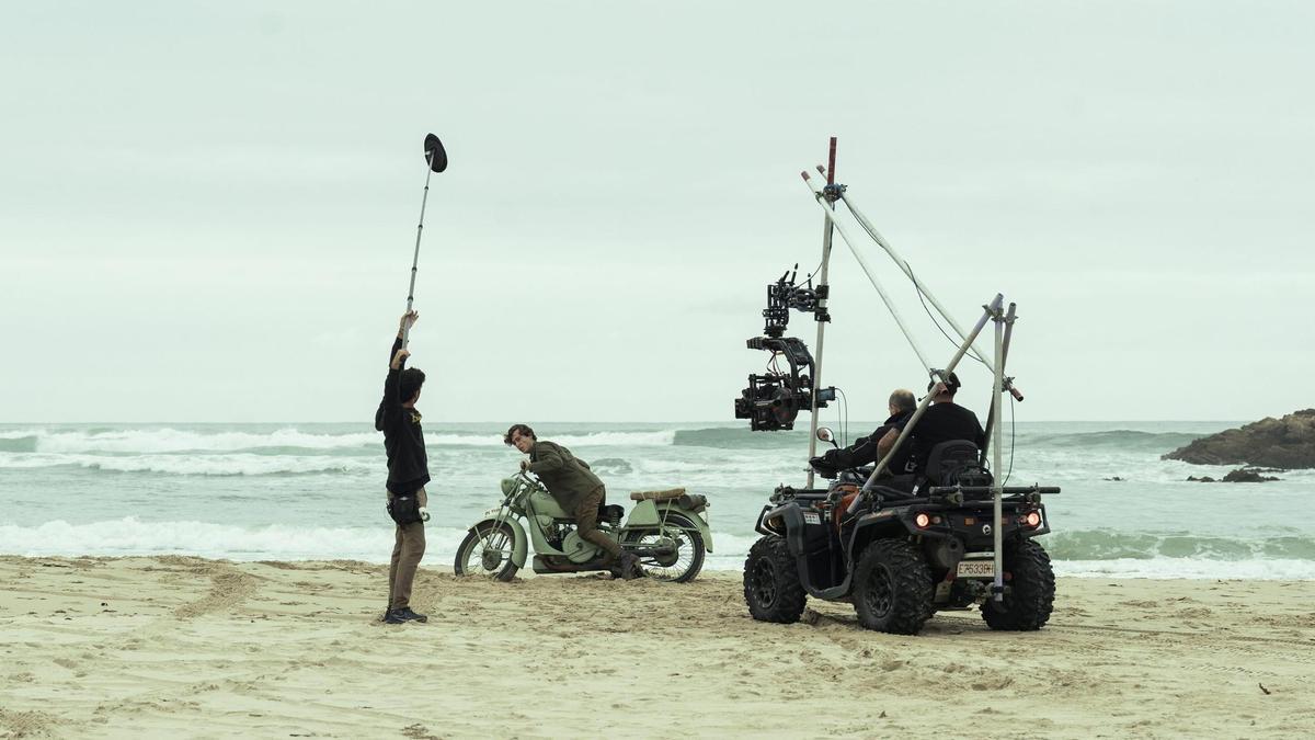 Rodaje de una escena de la película "La bola negra"