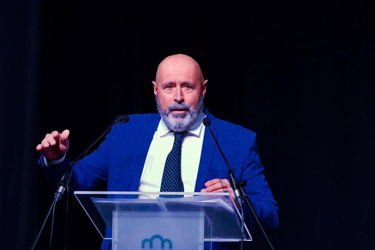 Curro Gil en un evento como alcalde