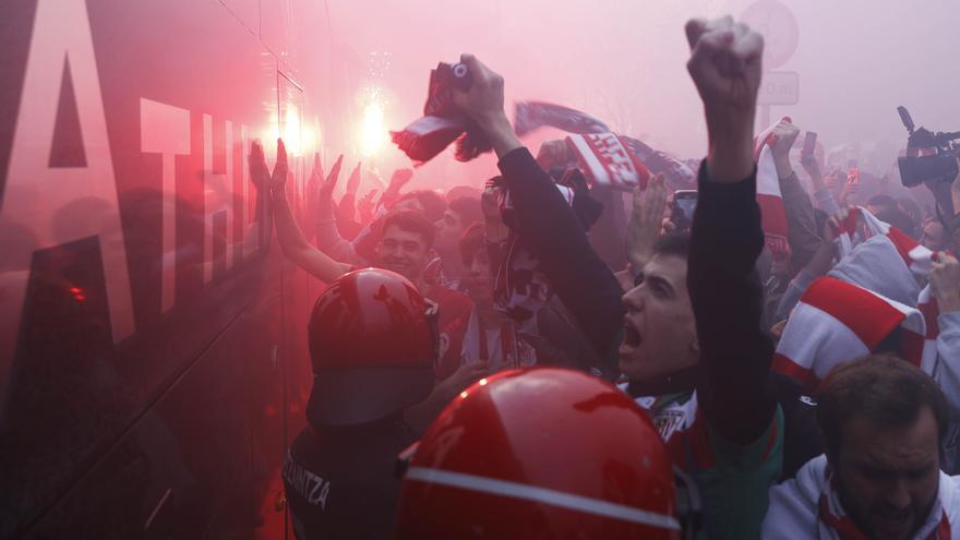 Osasuna pide jugar a las 21.15 tras ser retenido por la Ertzaintza