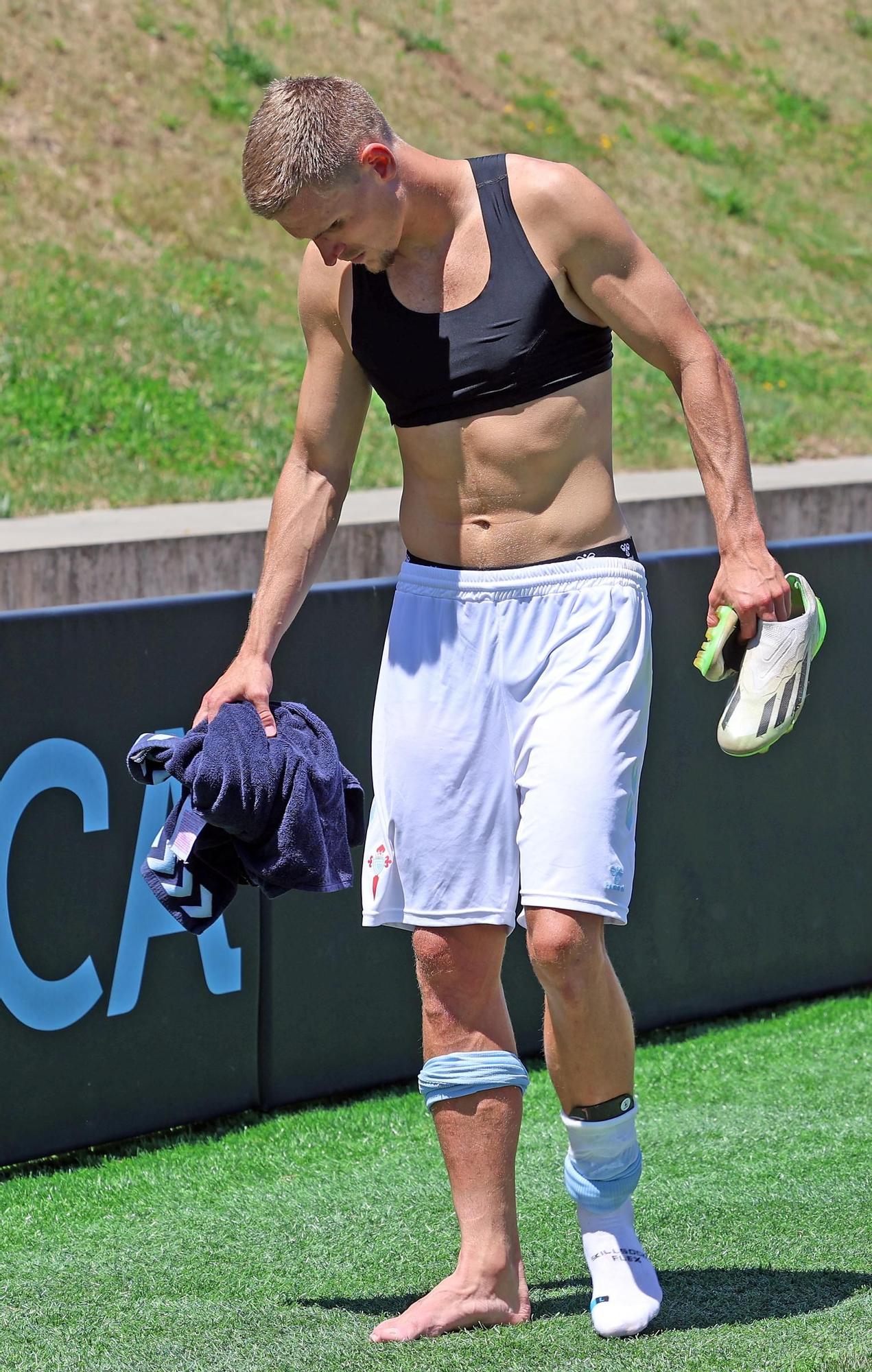 Las imágenes del amistoso Celta 2 - 1 Sporting de Gijón, en Afouteza