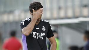 Raúl se lamenta durante el partido contra el Eldense. 