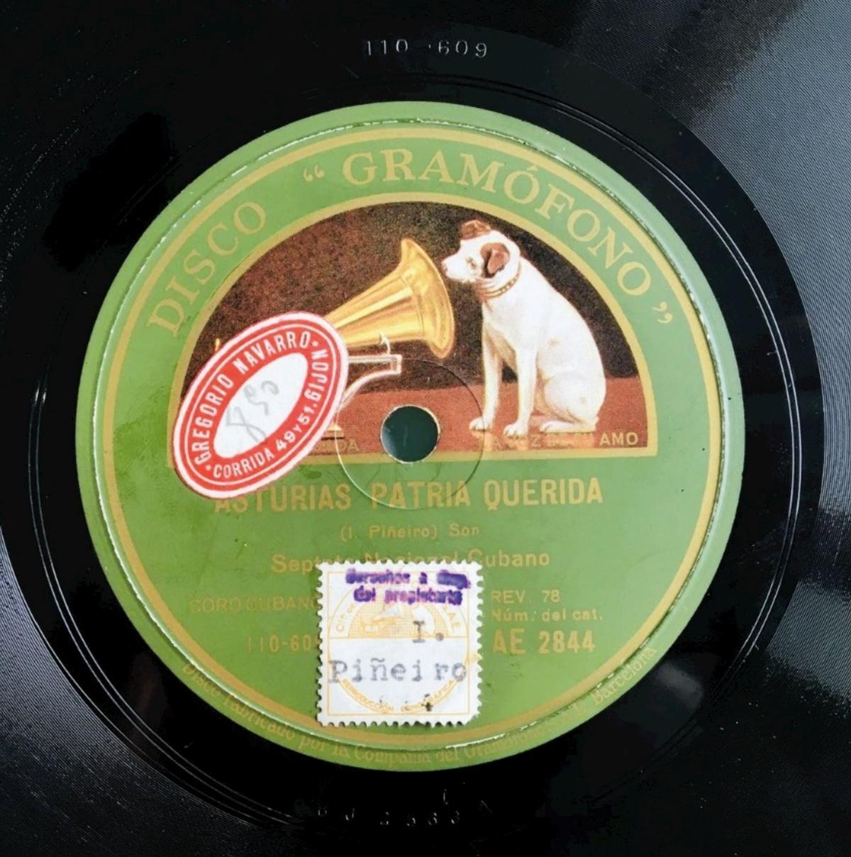 El disco con la primera grabación del son "Asturias, patria querida"