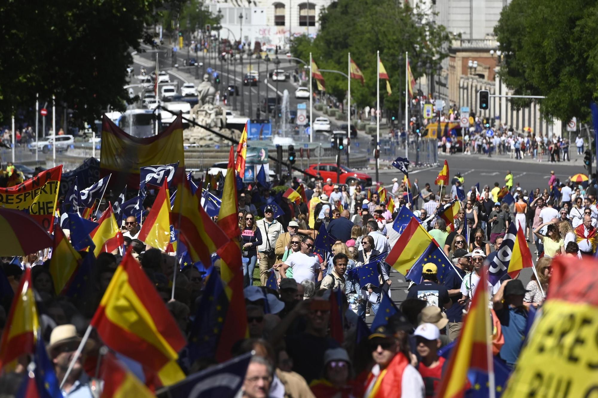 Manifestación del Partido Popular contra el Gobierno de Sánchez.