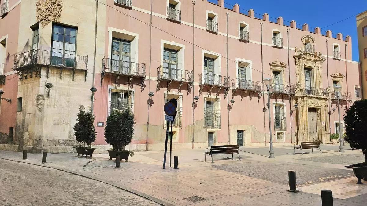 Palacio del Conde de la Granja, que está incluido en el catálogo pero no es Bien de Relevancia Local