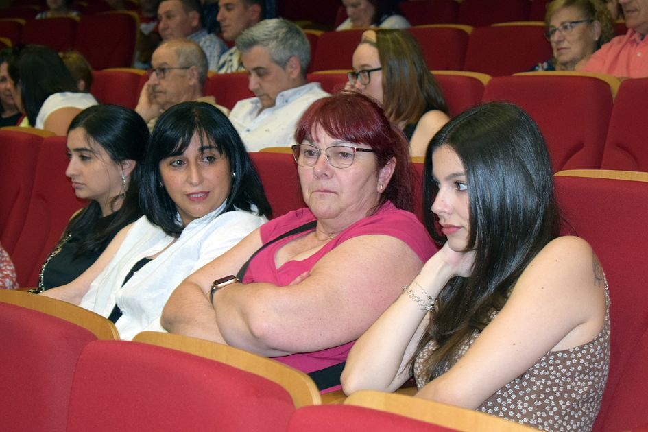 Un momento de la fiesta de graduación del IES de Valga.