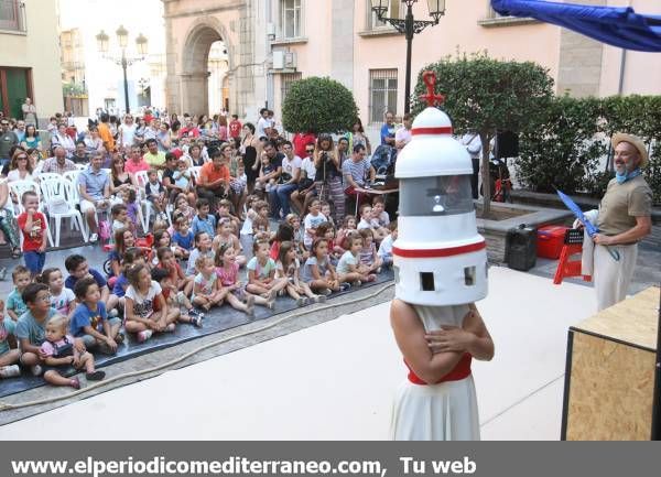 GALERÍA DE FOTOS - ‘Regreso a la ciudad’ saca el espectáculo a las calles de Castellón