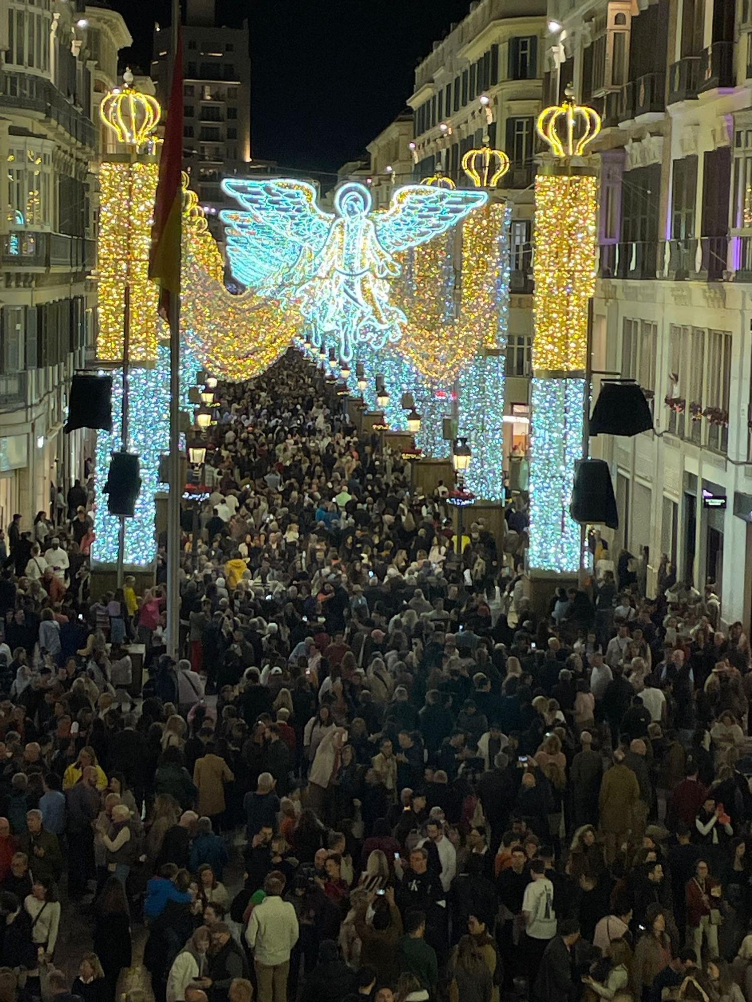 Navidad en Málaga | La calle Larios enciende sus luces de Navidad