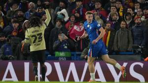 Delap anotó el tercero y alargó la agonía culé