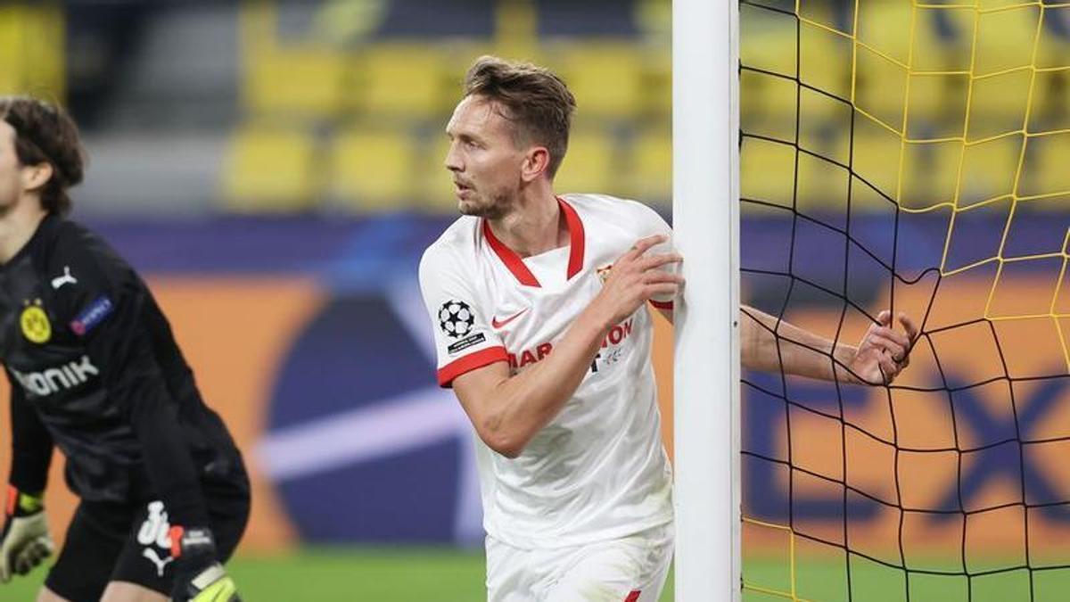 Luuk de Jong, con el Sevilla