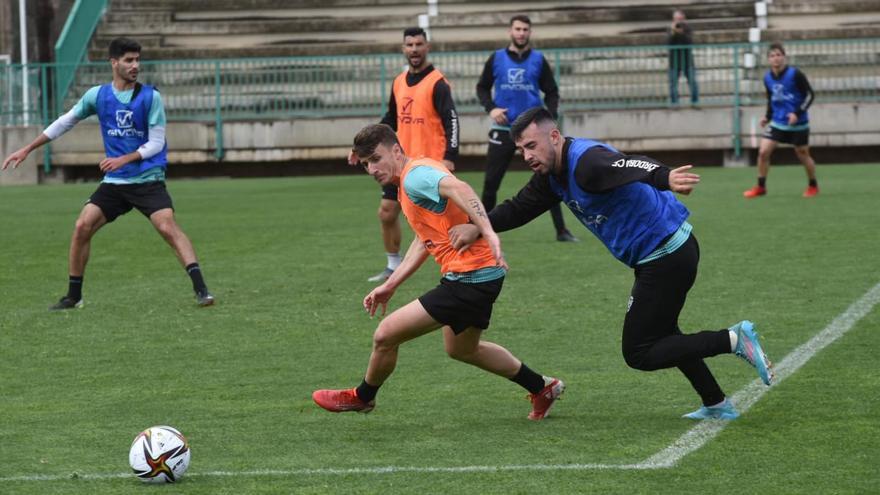 Ekaitz, en la sesión de entrenamiento de hoy, con Carlos Puga.