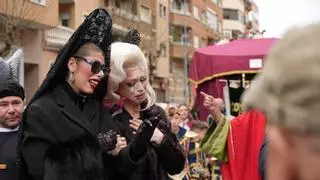 La sardina sí salió en San Roque y desfiló como manda la tradición en Badajoz