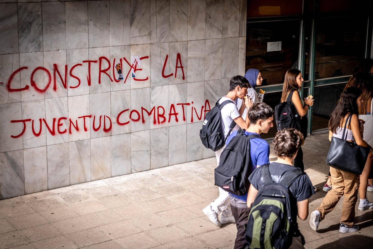 Estudiantes, en uno de los campus de la UAB