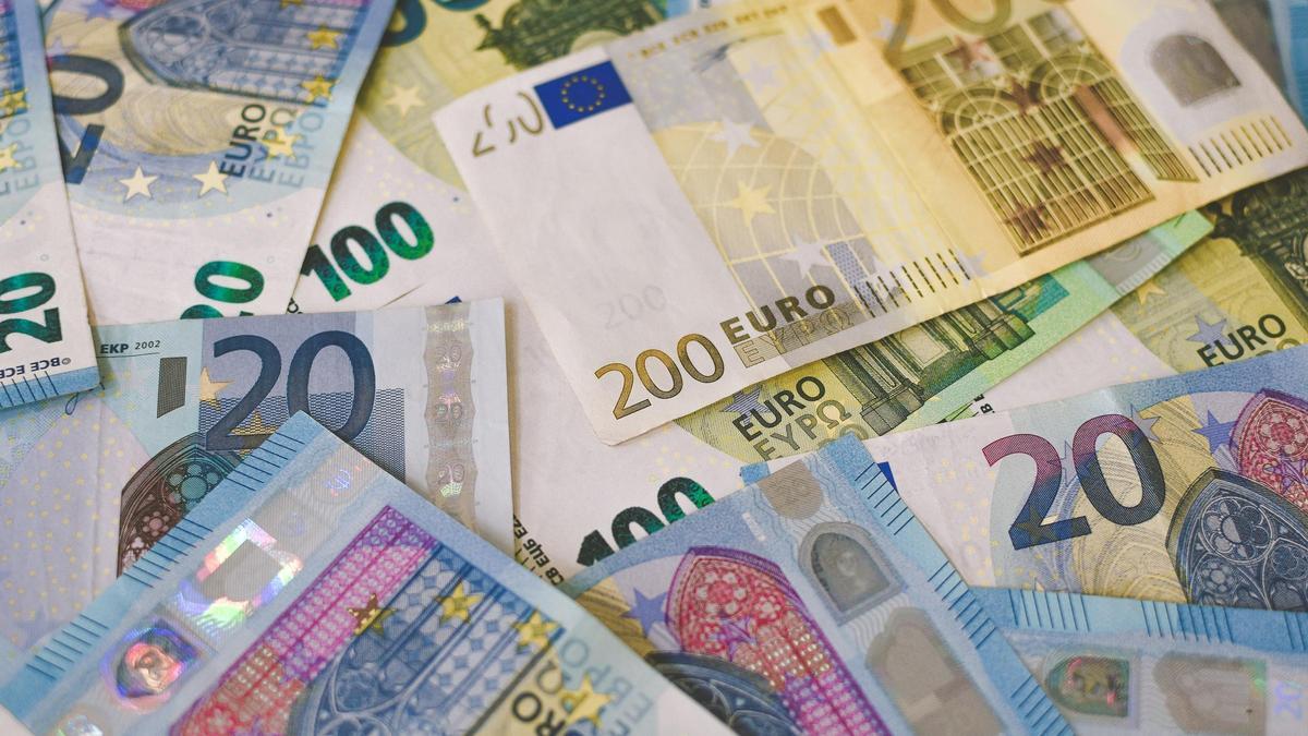 Billetes de dinero.