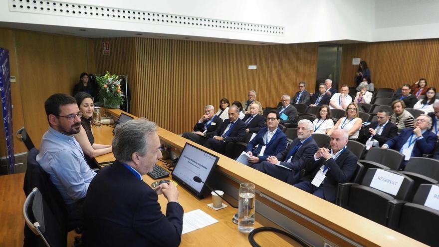 Un centenar d’auditors es reuneixen a Girona per abordar l’impacte de la IA en el sector