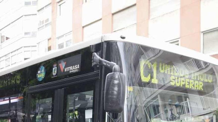 Autobús de Vitrasa. // Alba Villar