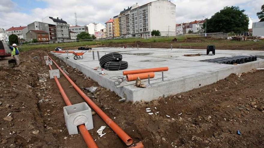 Imagen reciente de las obras de cimentación de la nueva escuela infantil en A Baiuca. // Bernabé / Cris M.V.