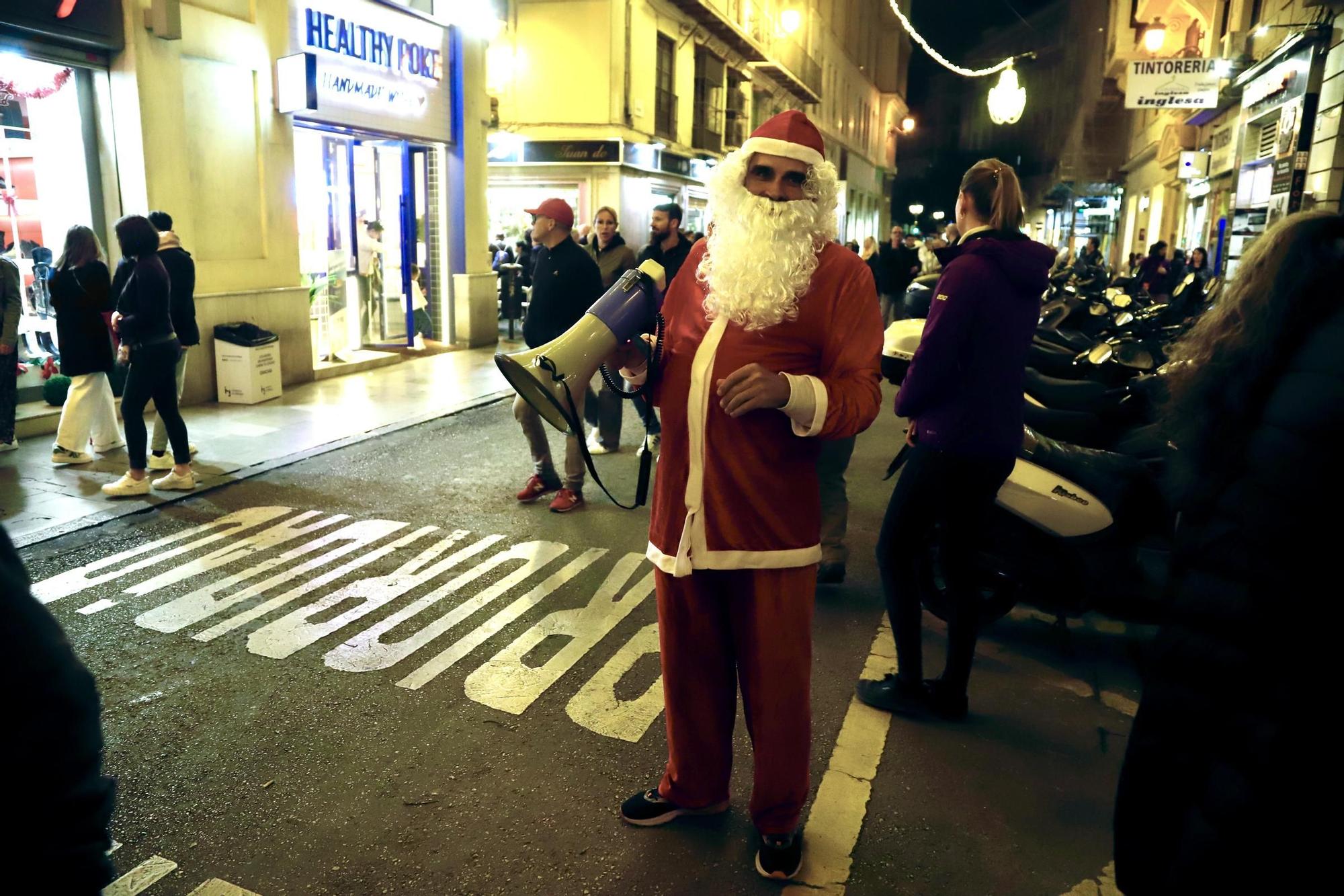 Navidad en Málaga | La calle Larios enciende sus luces de Navidad