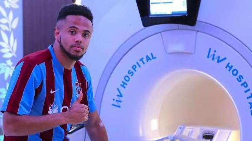 Theo Bongonda, con el uniforme del Trabzonspor en agosto pasado.