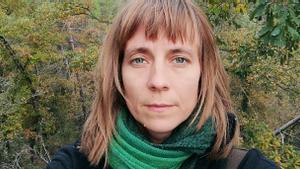 Entrevista CaixaAlice Monteil, antropóloga licenciada en Ciencias Sociales y Máster en investigación por la Universidad Lumière Lyon 2 (Francia), es una de las impulsoras del proyecto participativo de creación fotográfica ‘Planeta Barrio’