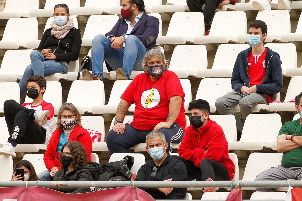 El Real Murcia no levanta cabeza (0-0)