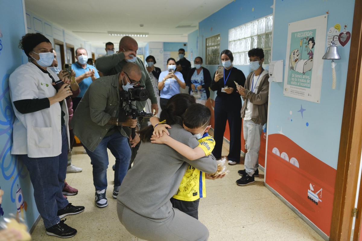 Elías, un niño grancanario de siete años, supera la leucemia Elías, un niño grancanario de siete años, supera la leucemia
