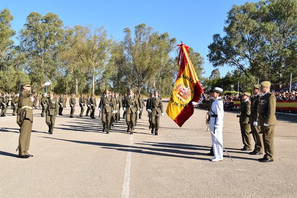 Jura de bandera en el Cefot