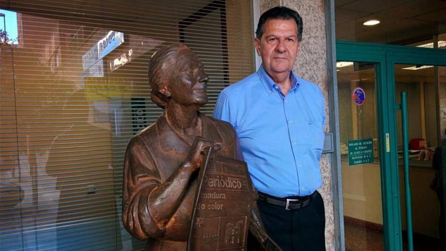 Un caldero de honor para el cacereño Ángel Becedas