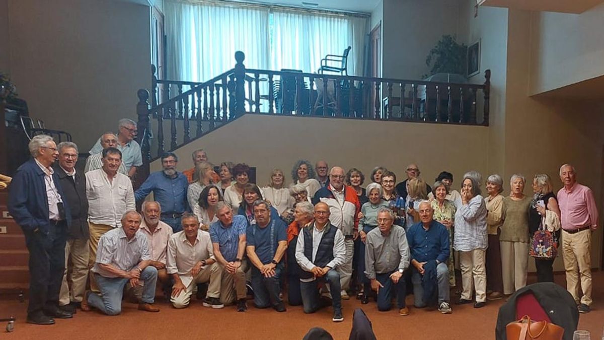 Reunión de antiguos profesores del IES Santa Irene.