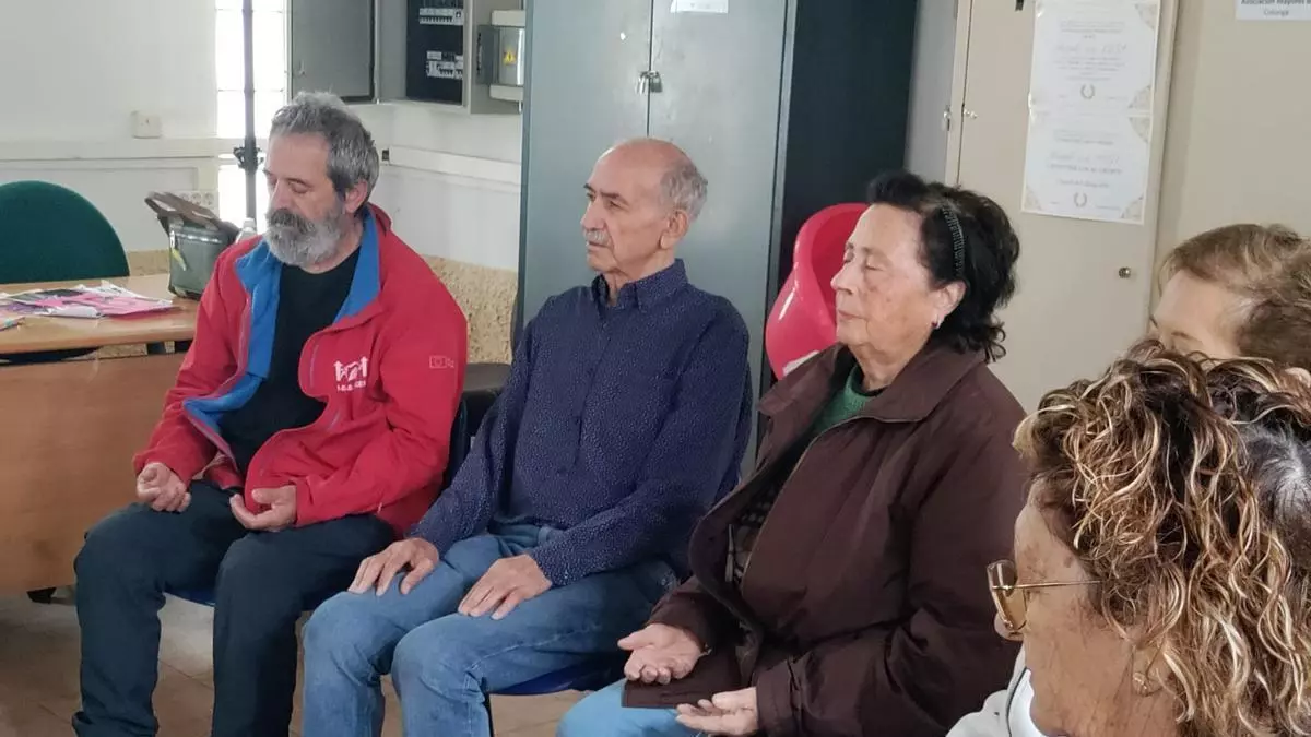 La Nave del Artesano, en Colunga, se llena de risas y complicidad con el exitoso taller EnFORMA 5G
