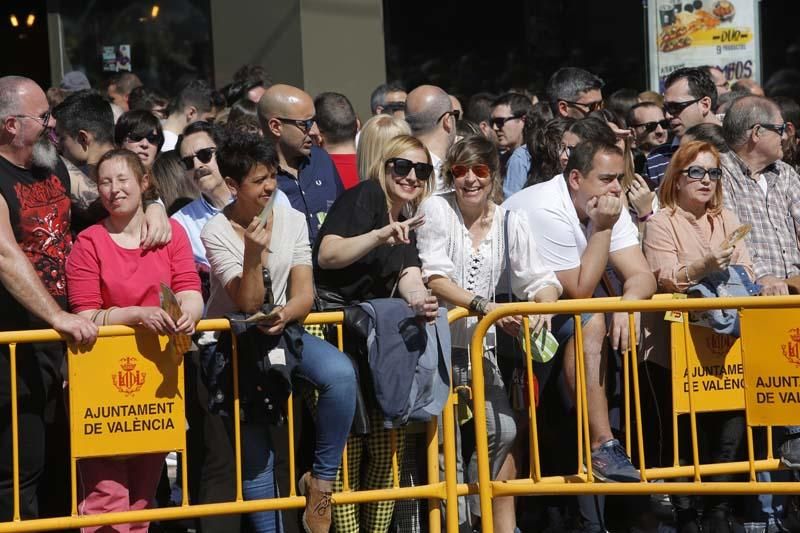 Búscate en la mascletà del 9 de marzo