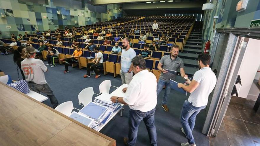 examen de 141 aspirantes a bombero