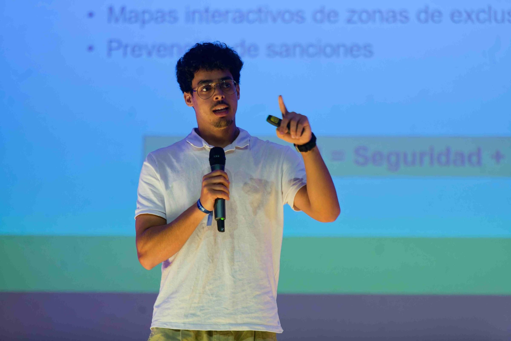 Castellón vibra con la final del Hackathon Cámara 2025