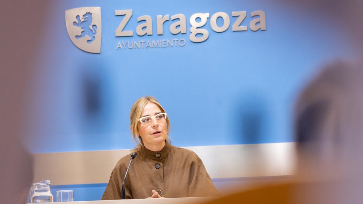 La concejala de Hacienda, Blanca Solans, este miércoles en el Ayuntamiento de Zaragoza.