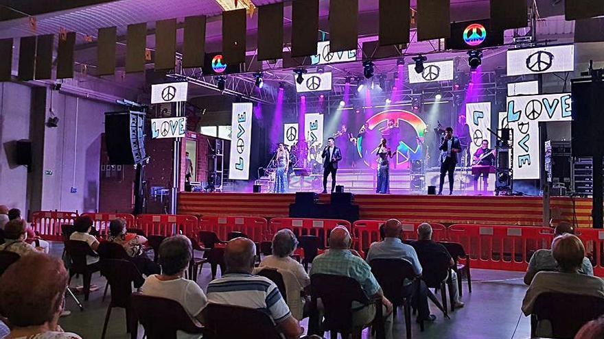 La Orquesta La Pasarela abrió la programación cultural. |