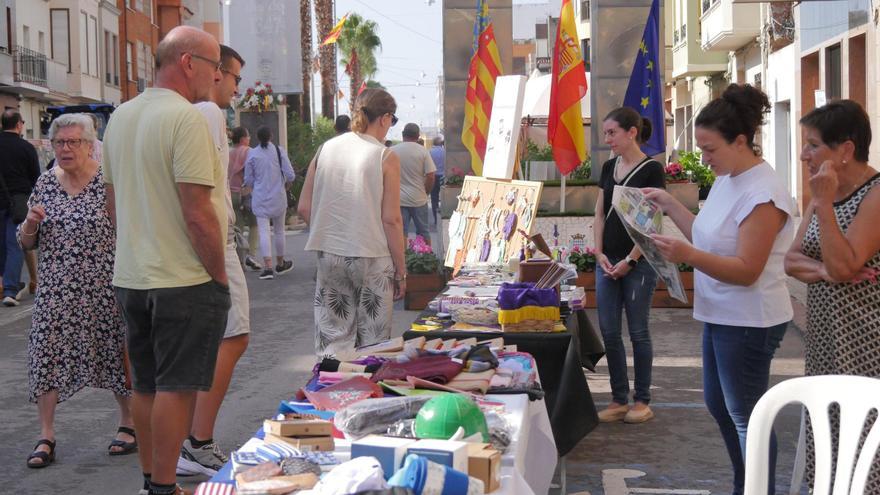 El domingo salva la Fira de Nules con  una afluencia masiva toda la jornada